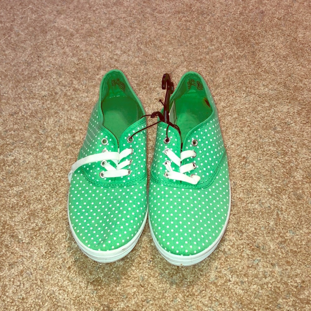 Green Polka-Dot Van (knock off) Sneakers